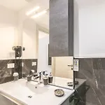 - House With Private Jacuzzi 펜션 *