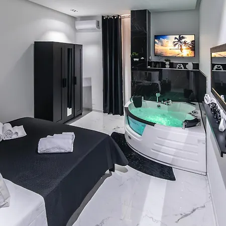 - House With Private Jacuzzi Rosolini