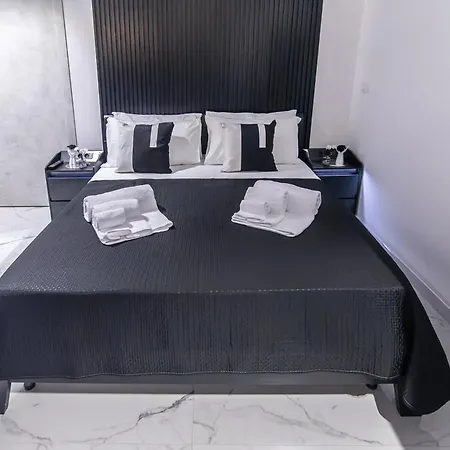 - House With Private Jacuzzi * Rosolini